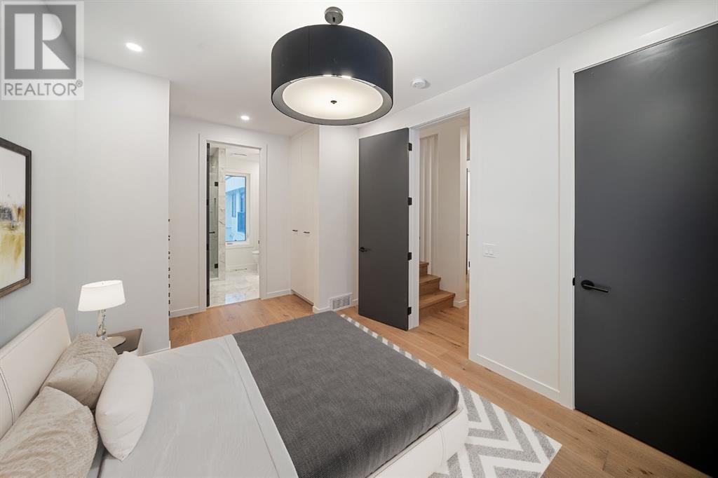 Single Family House for Sale in   Avenue NW Capitol Hill Calgary 