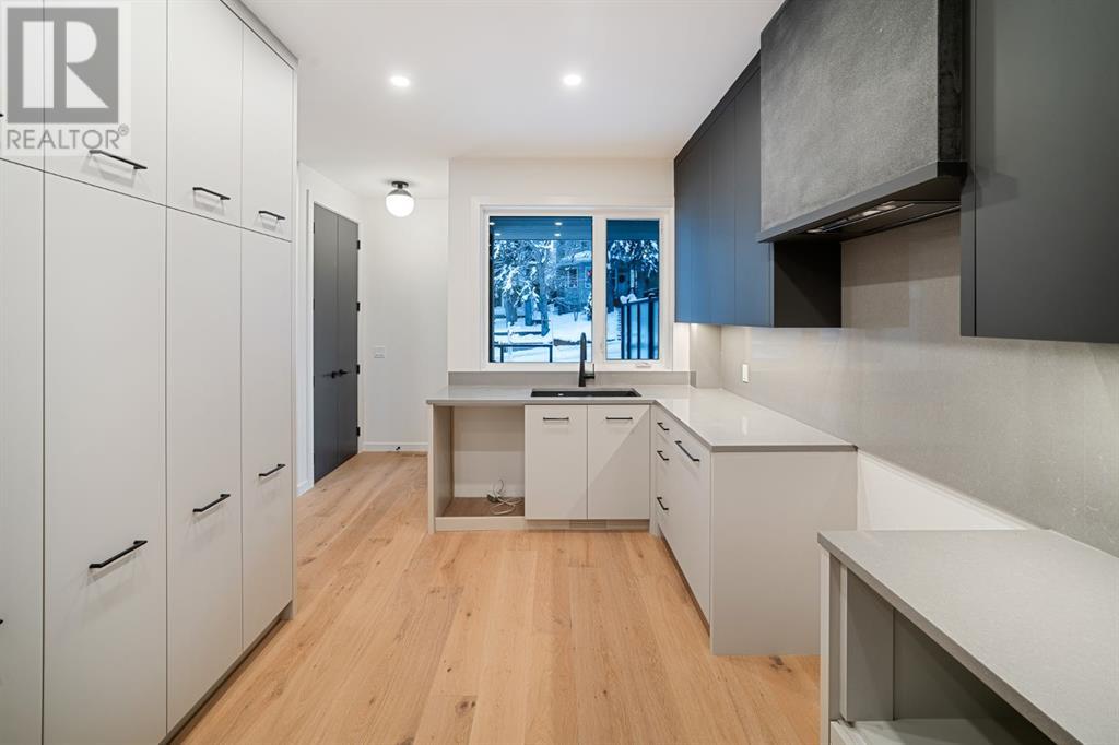 Single Family House for Sale in   Avenue NW Capitol Hill Calgary 