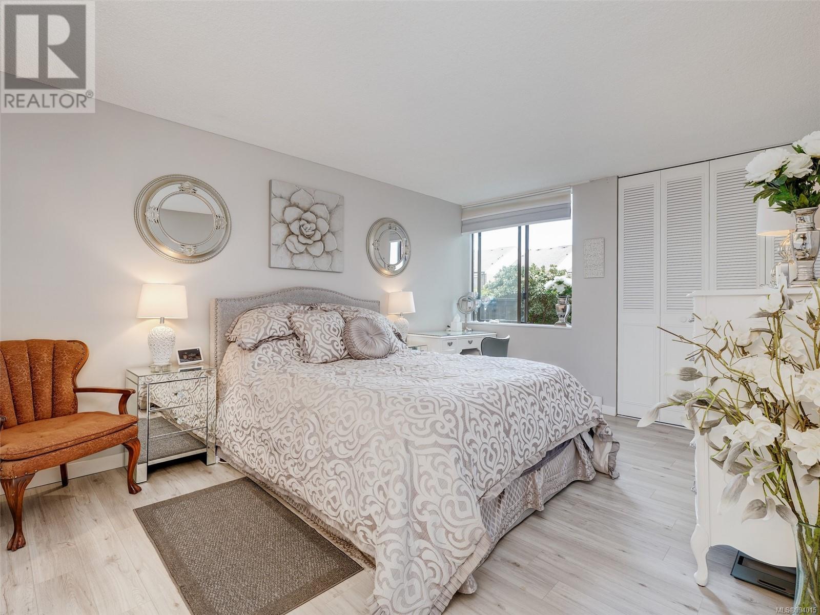 #107 225 BELLEVILLE ST - Image 11