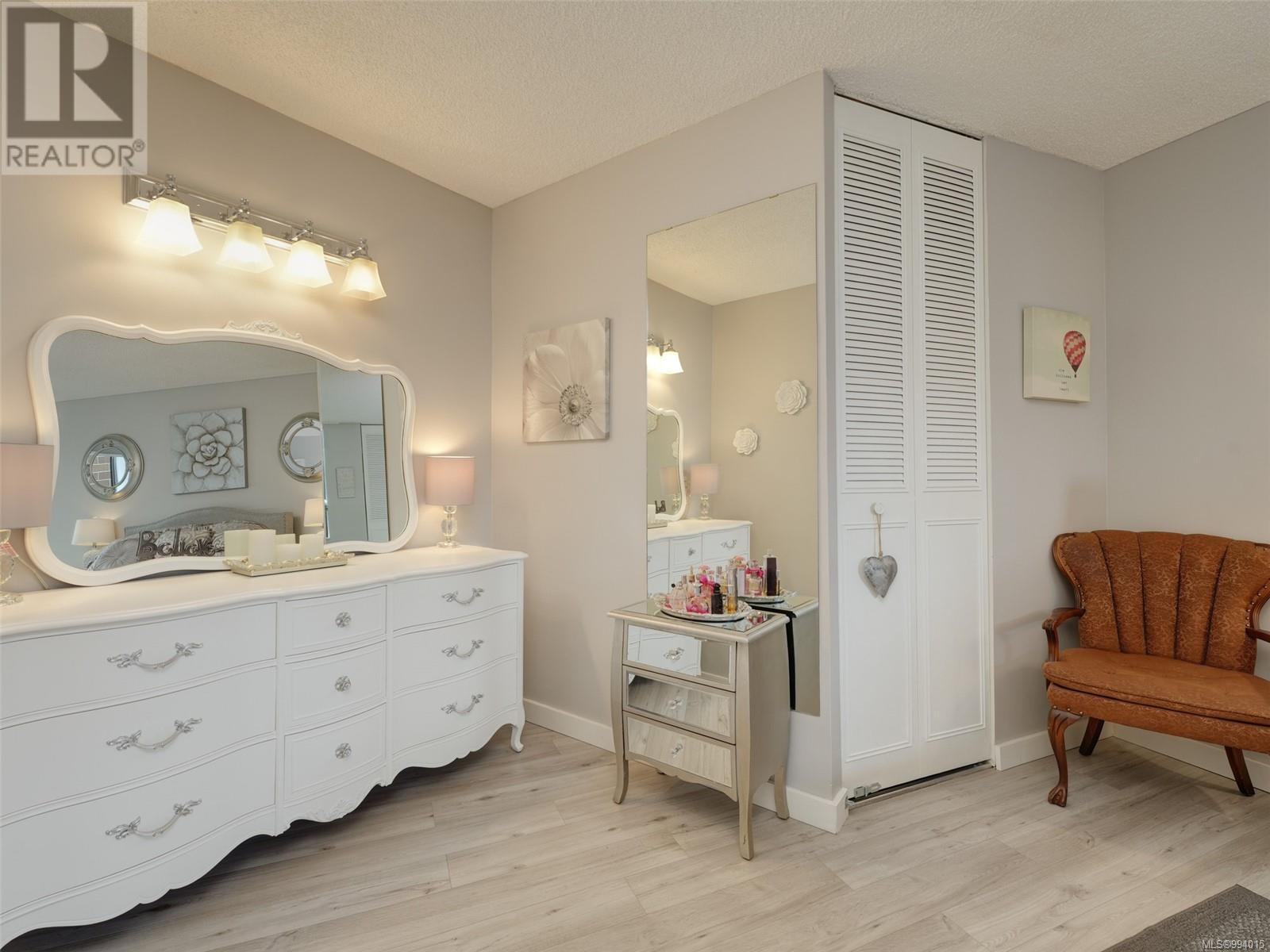 #107 225 BELLEVILLE ST - Image 10