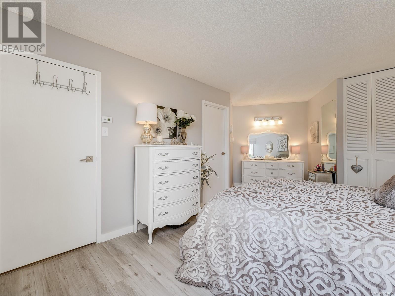 #107 225 BELLEVILLE ST - Image 9