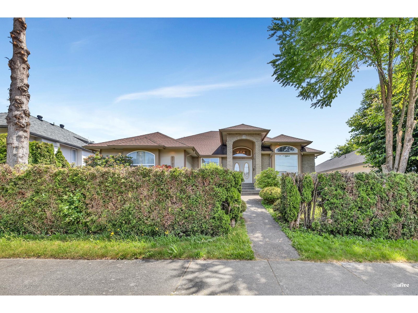 Photo 1 of 5796 168 Street, Surrey BC