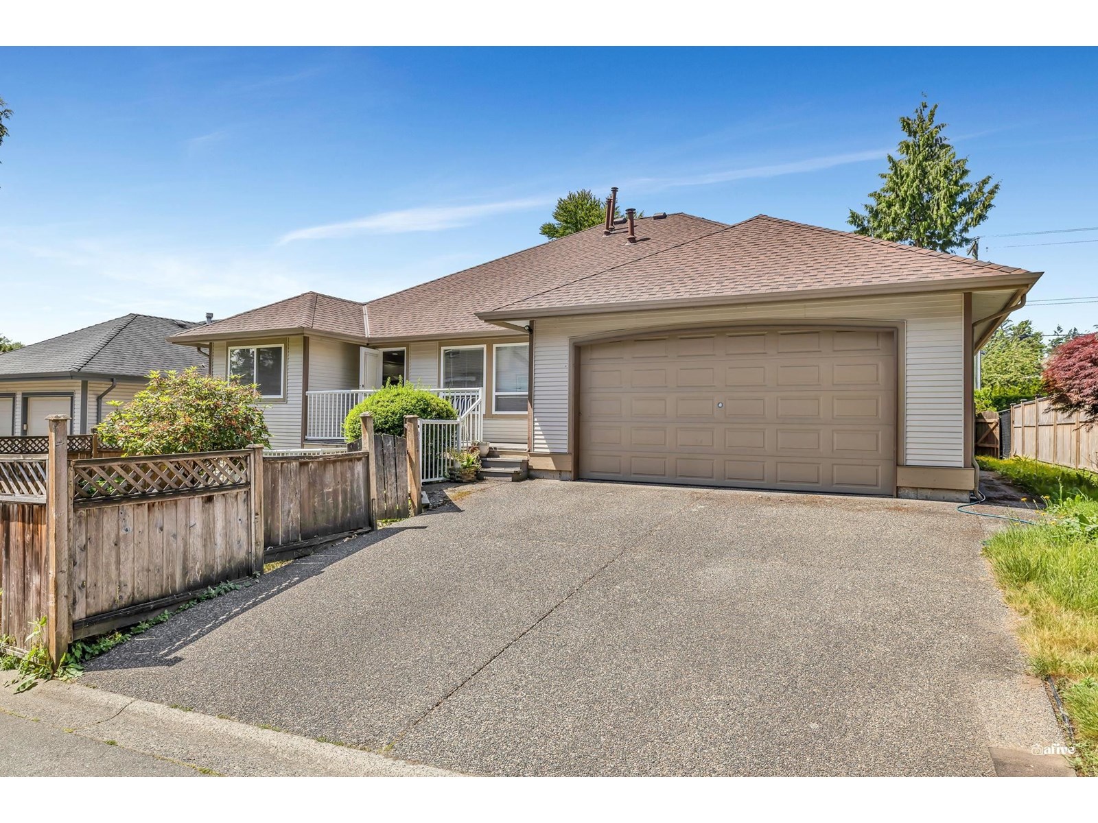 Photo 33 of 5796 168 Street, Surrey BC