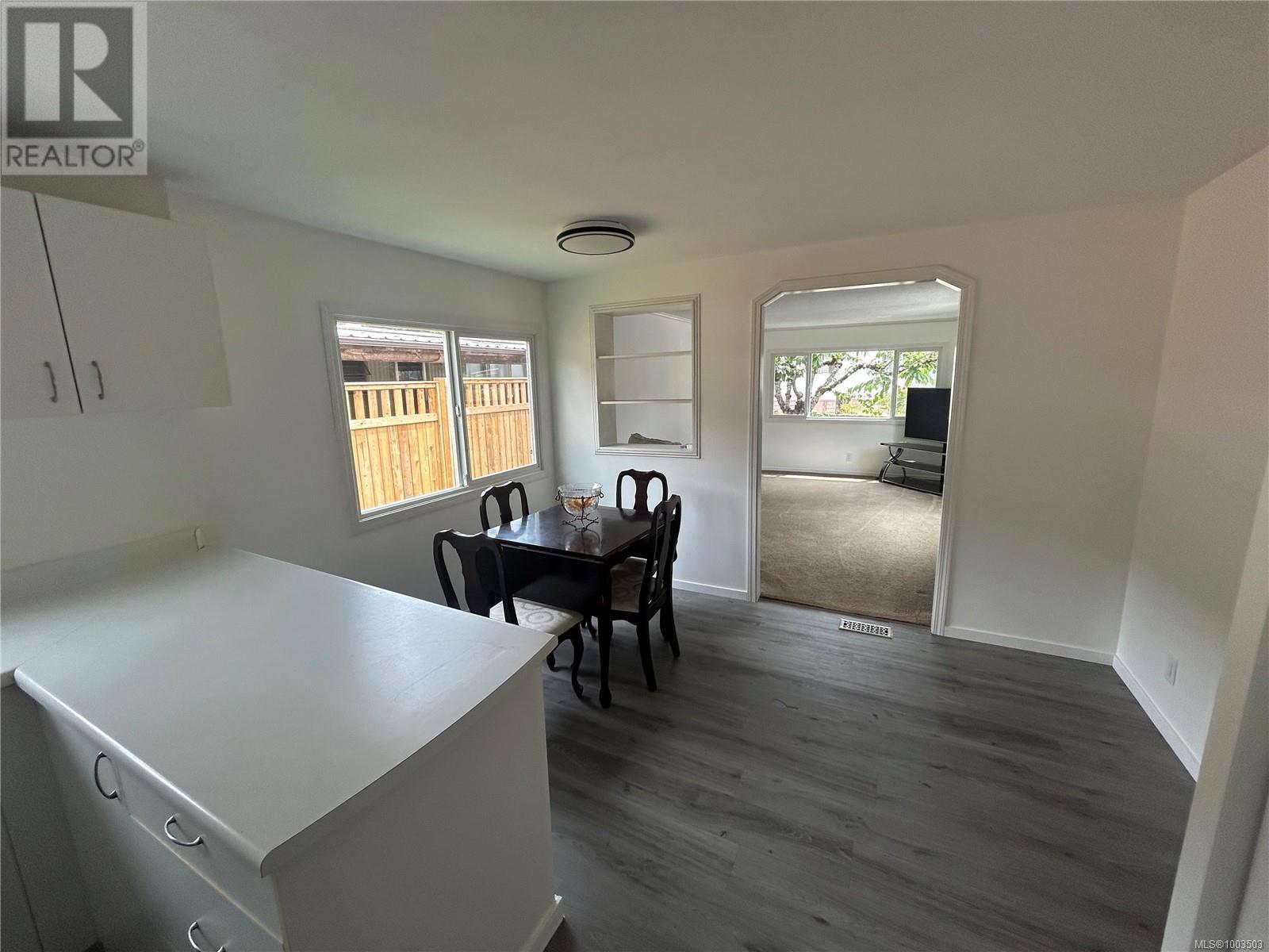 Photo 3 of 41 2807 Sooke Lake Rd, Langford BC