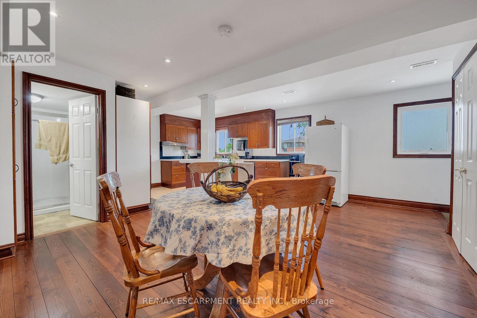 Photo 30 of 617 Eighth Road E, Hamilton ON