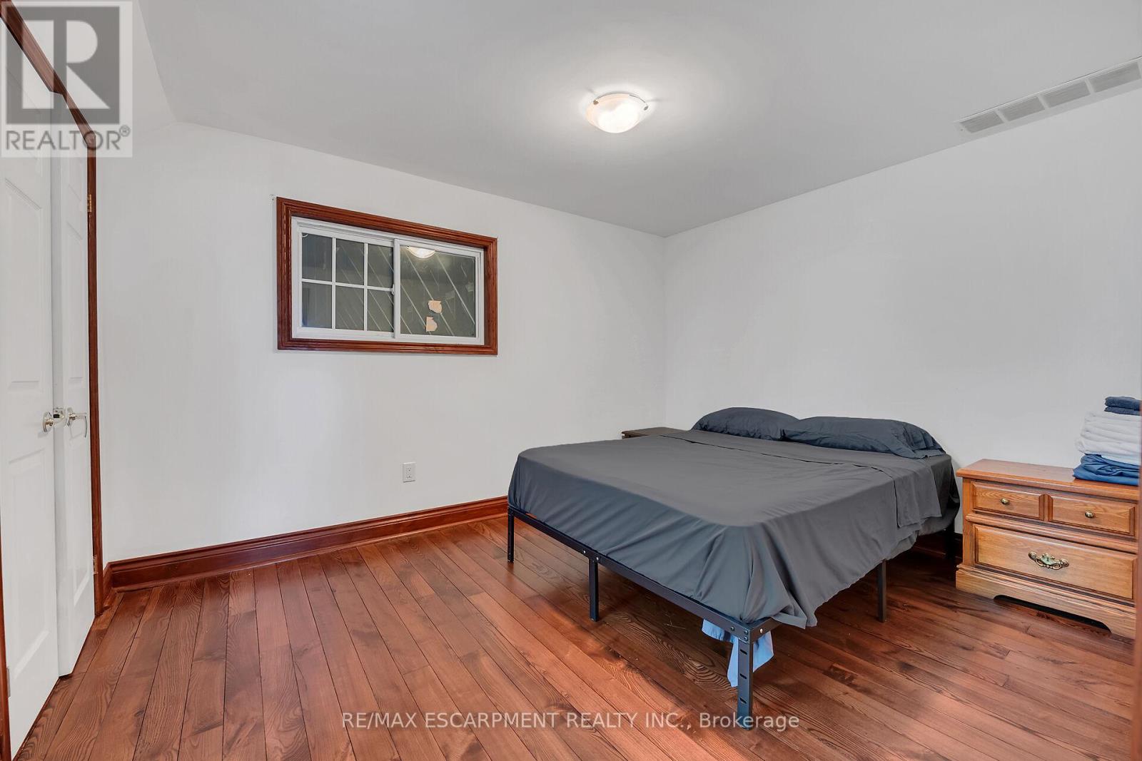 Photo 39 of 617 Eighth Road E, Hamilton ON