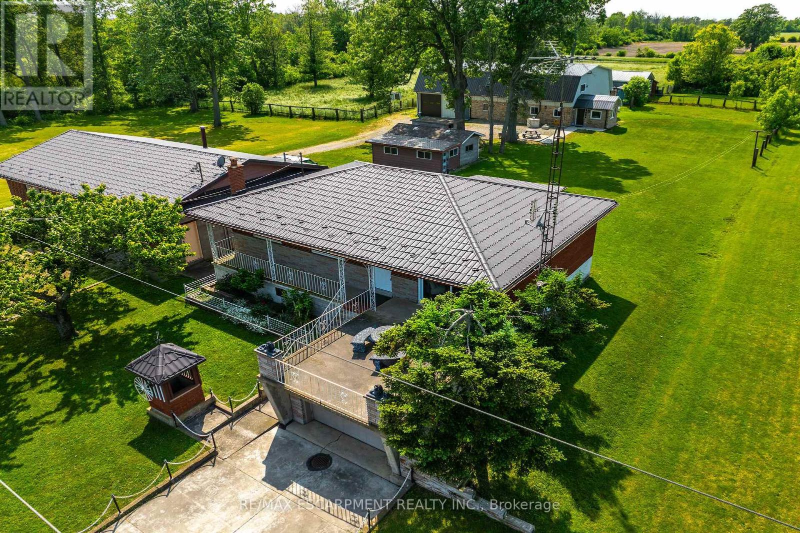 Photo 45 of 617 Eighth Road E, Hamilton ON