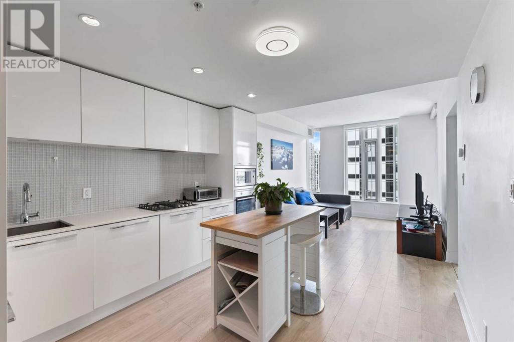 Single Family House for Sale in    Avenue SW Beltline Calgary 