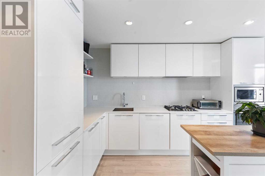 Single Family House for Sale in    Avenue SW Beltline Calgary 