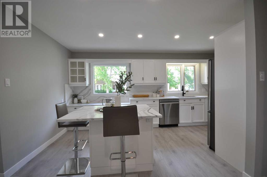 Single Family House for Sale in  Brooklyn Crescent NW Brentwood Calgary 