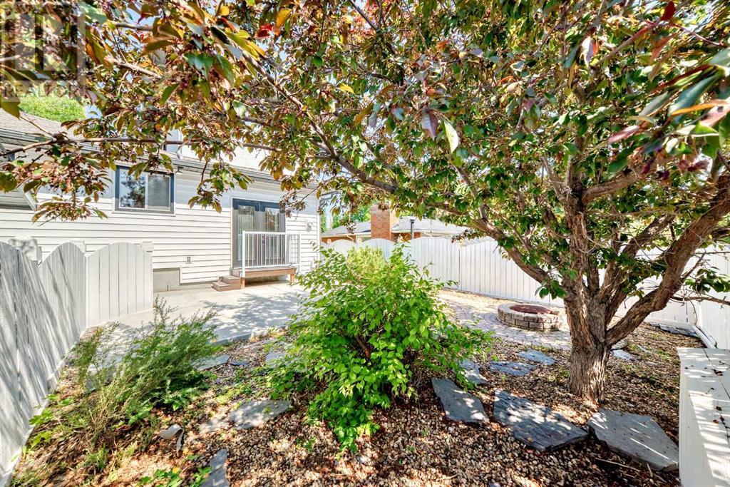 Single Family House for Sale in  Brooklyn Crescent NW Brentwood Calgary 