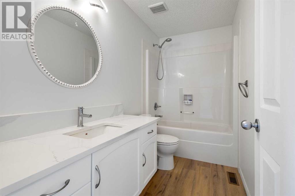 Single Family House for Sale in  Evansbrooke Park NW Evanston Calgary 