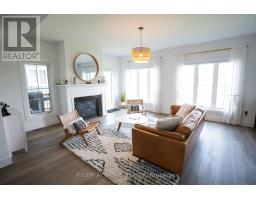 114 Black Willow Crescent, Blue Mountains, ON L9Y5L8 Photo 7