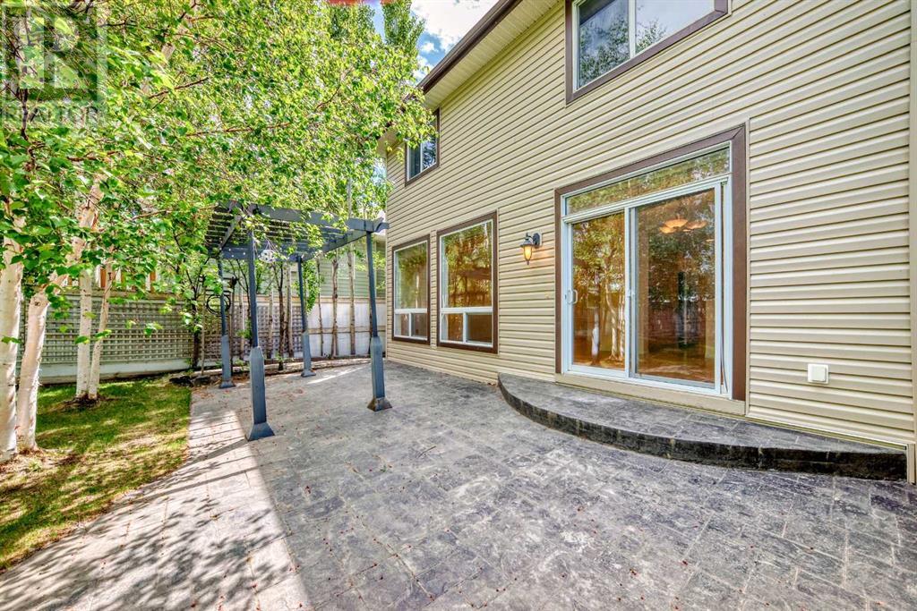 6 Shannon Square SW, Calgary, Alberta