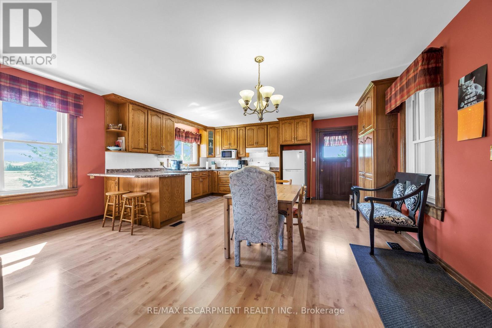 Photo 13 of 4932 Fly Road, Lincoln ON