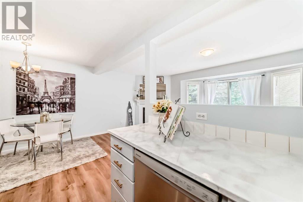 Single Family House for Sale in  Shawinigan Drive SW Shawnessy Calgary 