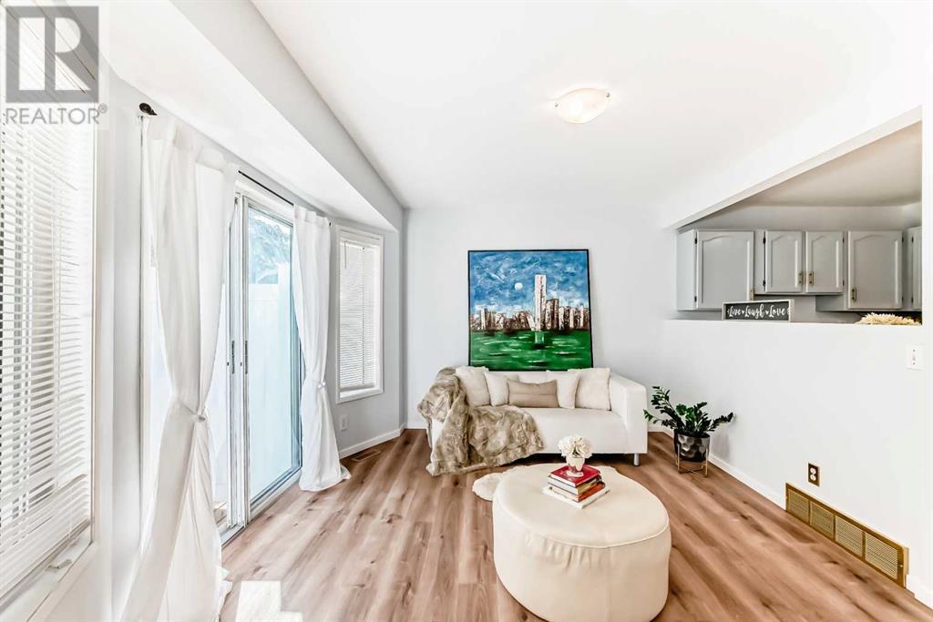 Single Family House for Sale in  Shawinigan Drive SW Shawnessy Calgary 