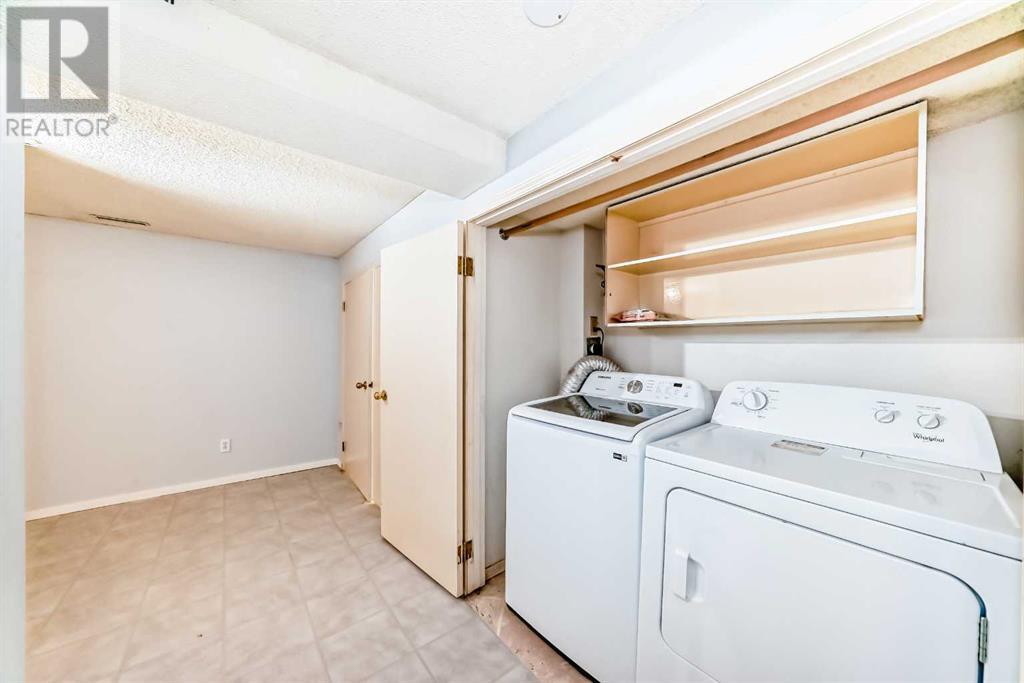 Single Family House for Sale in  Shawinigan Drive SW Shawnessy Calgary 