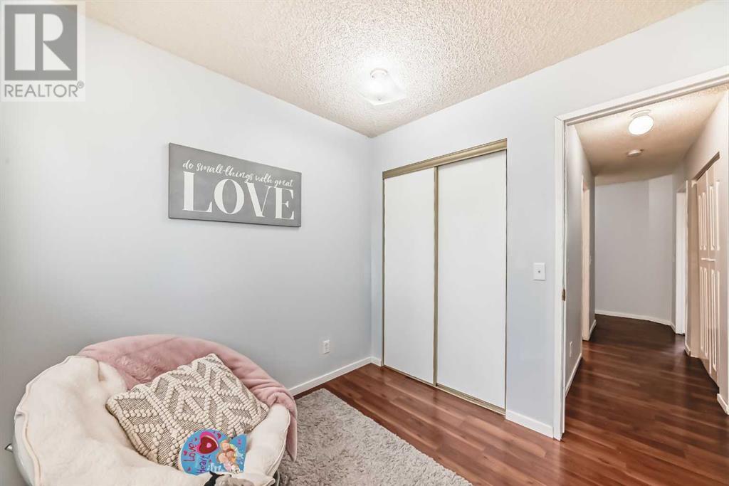 Single Family House for Sale in  Shawinigan Drive SW Shawnessy Calgary 
