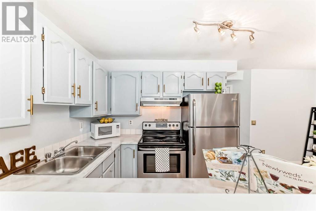 Single Family House for Sale in  Shawinigan Drive SW Shawnessy Calgary 