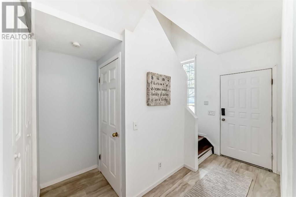 Single Family House for Sale in  Shawinigan Drive SW Shawnessy Calgary 