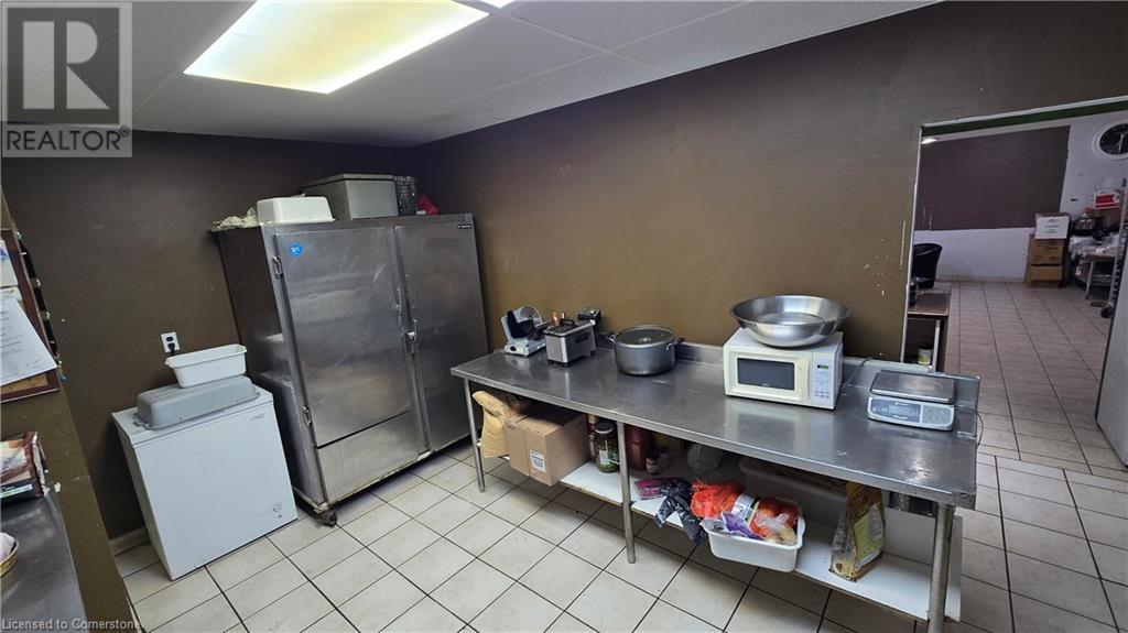 Photo 10 of 610 Upper James Street, Hamilton ON