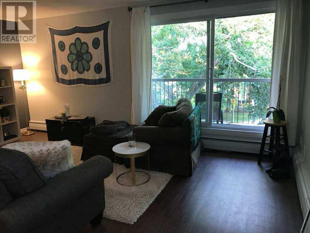Single Family House for Sale in    Street SW Bankview Calgary 