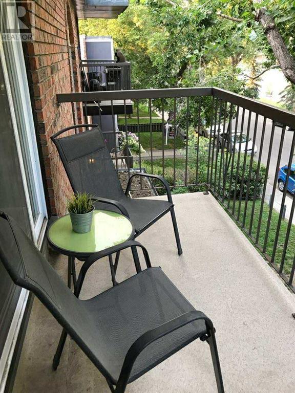 Single Family House for Sale in    Street SW Bankview Calgary 