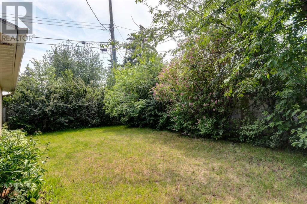 Single Family House Bungalow for Sale in  Harvey Place SW Haysboro Calgary 