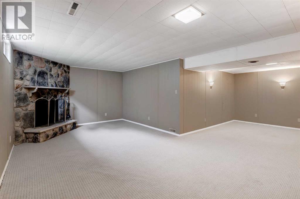 Single Family House Bungalow for Sale in  Harvey Place SW Haysboro Calgary 