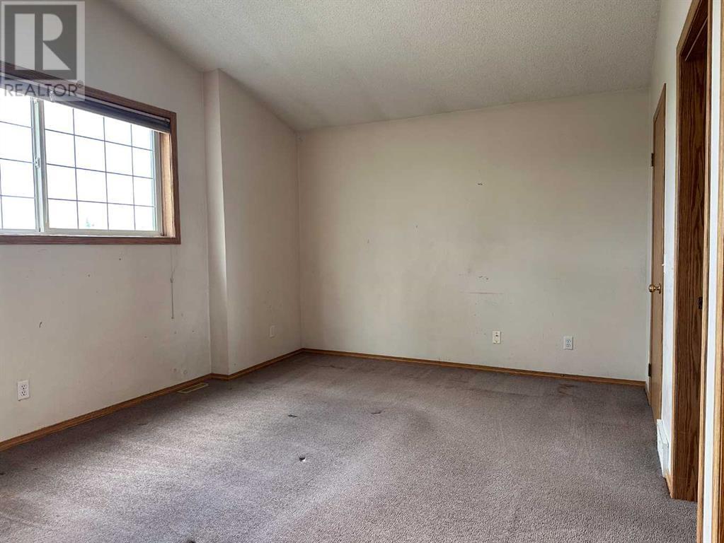 Single Family House for Sale in  Country Hills Place NW Country Hills Calgary 