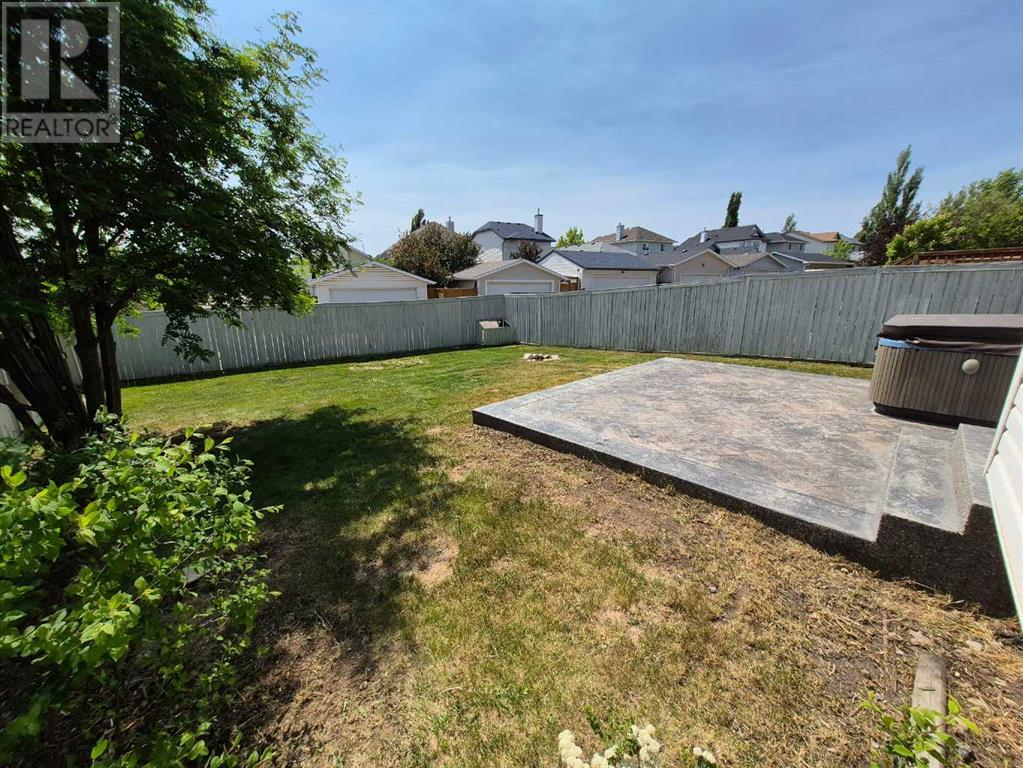Single Family House for Sale in  Country Hills Place NW Country Hills Calgary 