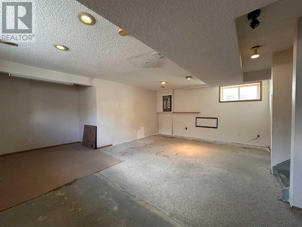 Single Family House for Sale in  Country Hills Place NW Country Hills Calgary 
