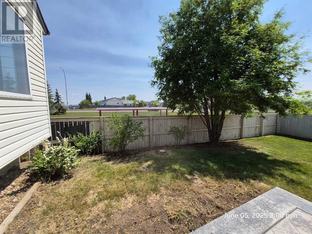 Single Family House for Sale in  Country Hills Place NW Country Hills Calgary 