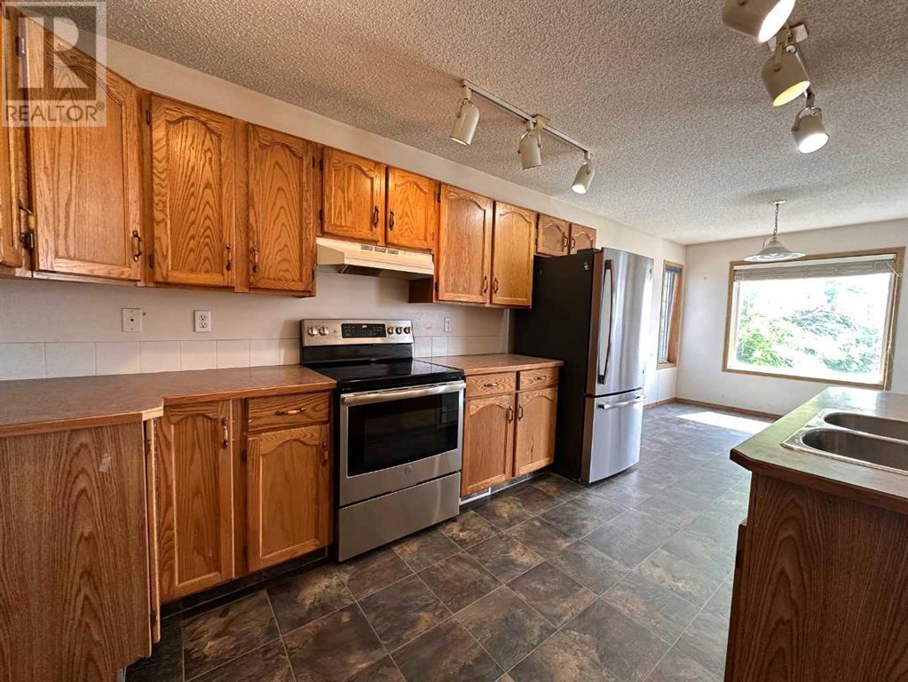 Single Family House for Sale in  Country Hills Place NW Country Hills Calgary 