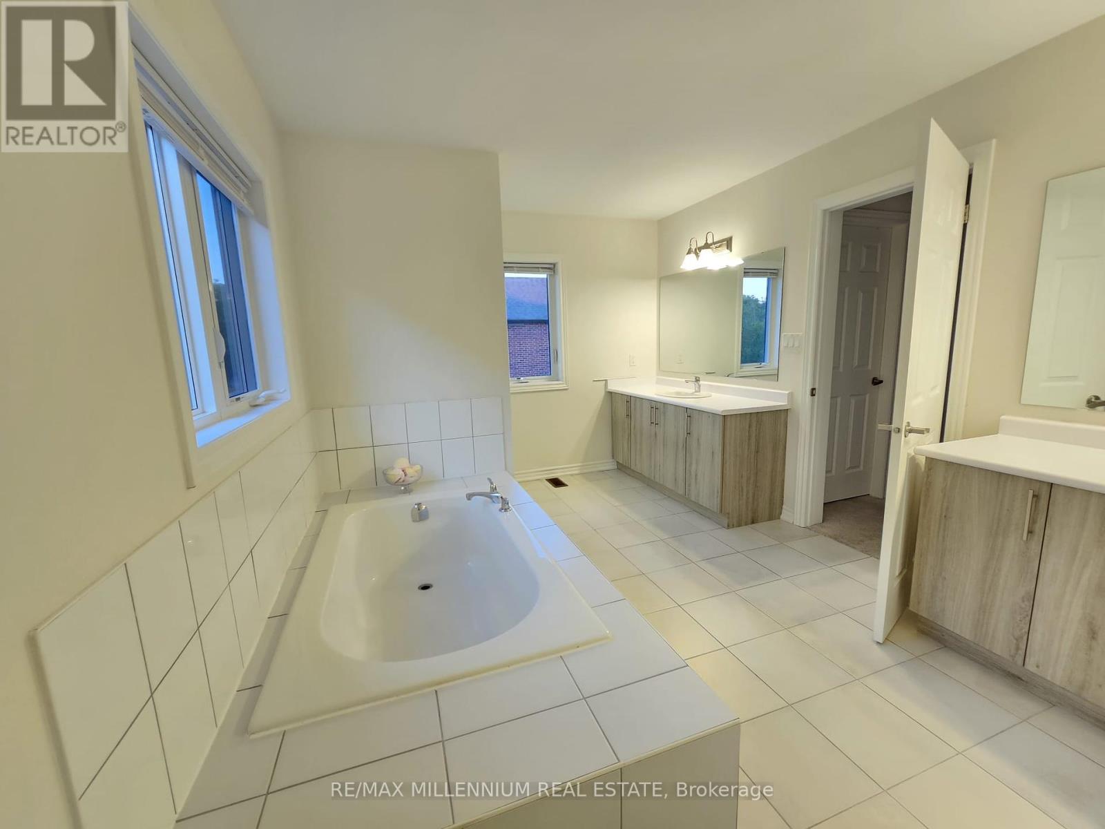 Photo 1 of 139 Crombie Street, Clarington ON