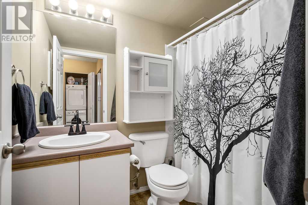 Single Family House for Sale in   Dover Point SE Dover Calgary 