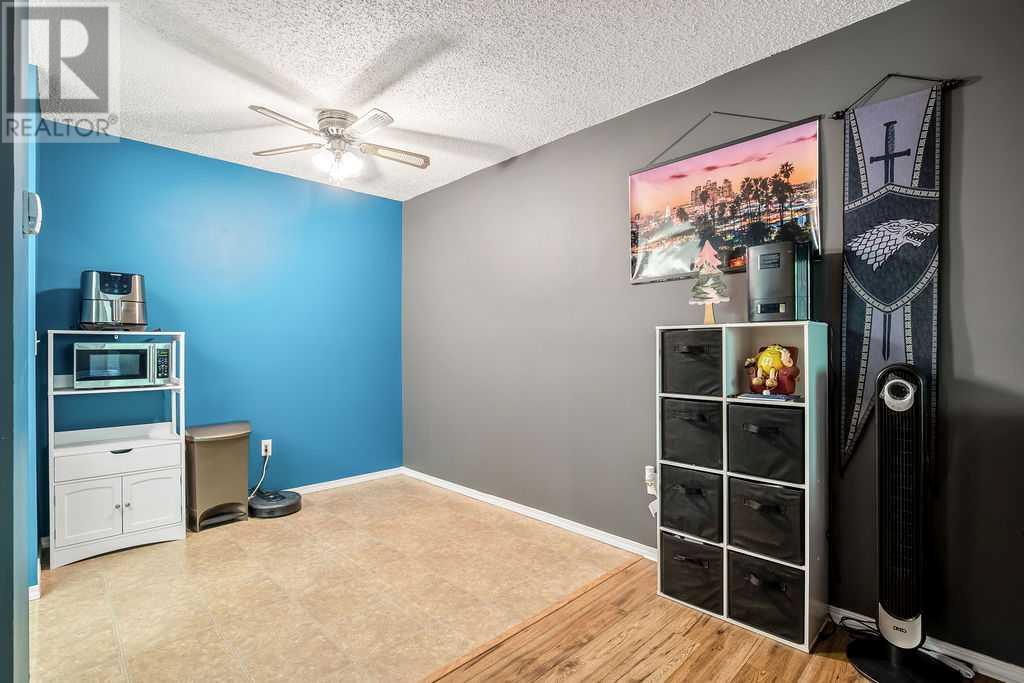Single Family House for Sale in   Dover Point SE Dover Calgary 