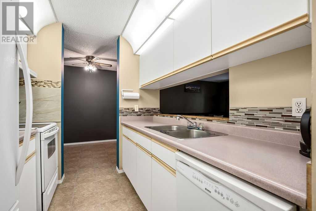 Single Family House for Sale in   Dover Point SE Dover Calgary 