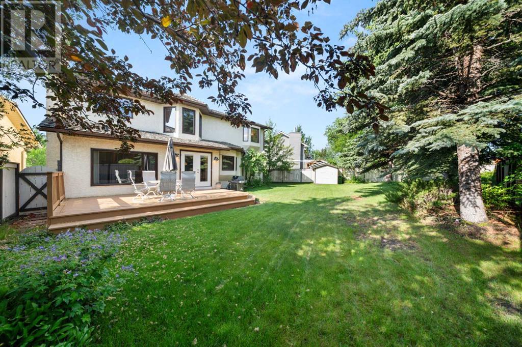 Single Family House for Sale in  Woodbriar Place SW Woodbine Calgary 