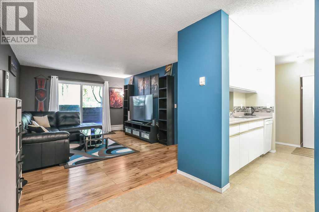 Single Family House for Sale in   Dover Point SE Dover Calgary 
