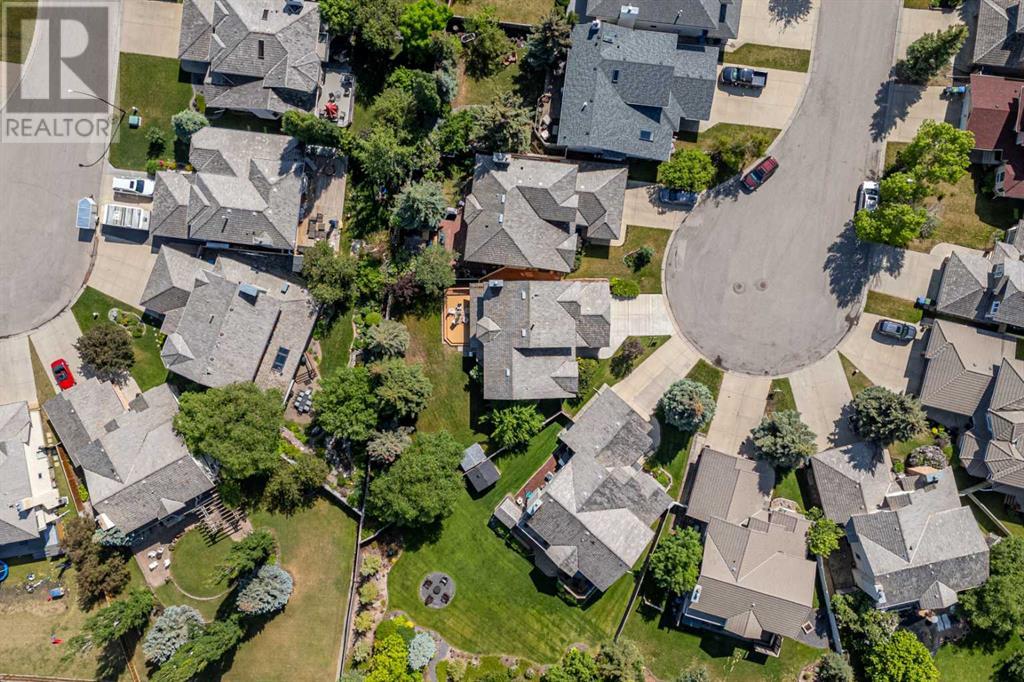 Single Family House for Sale in  Woodbriar Place SW Woodbine Calgary 