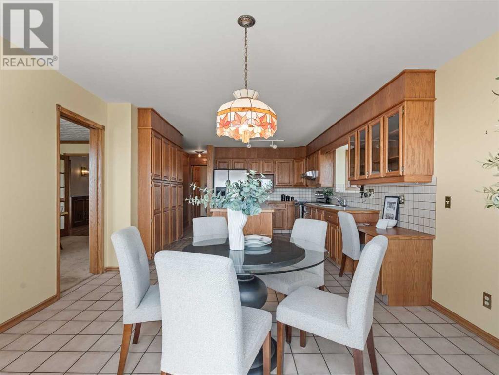 Single Family House for Sale in  Woodhaven Crescent SW Woodbine Calgary 