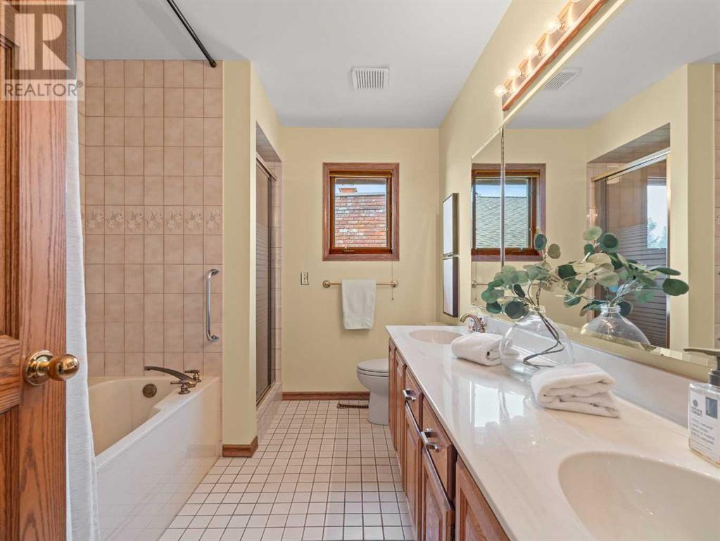 Single Family House for Sale in  Woodhaven Crescent SW Woodbine Calgary 