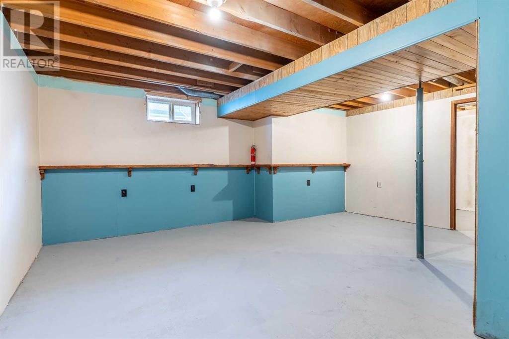 Single Family House for Sale in   Hubalta Road SE Dover Calgary 