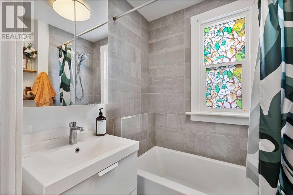 Single Family House Bungalow for Sale in   Avenue NW West Hillhurst Calgary 