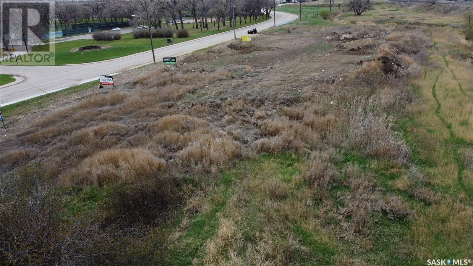 Photo 11 of 925 South Railway Street E, Swift Current SK