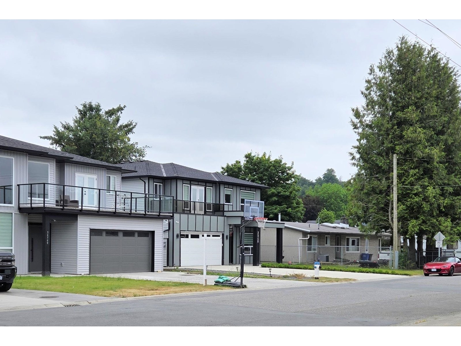 34740 3RD AVENUE, Abbotsford real estate listing R2937812