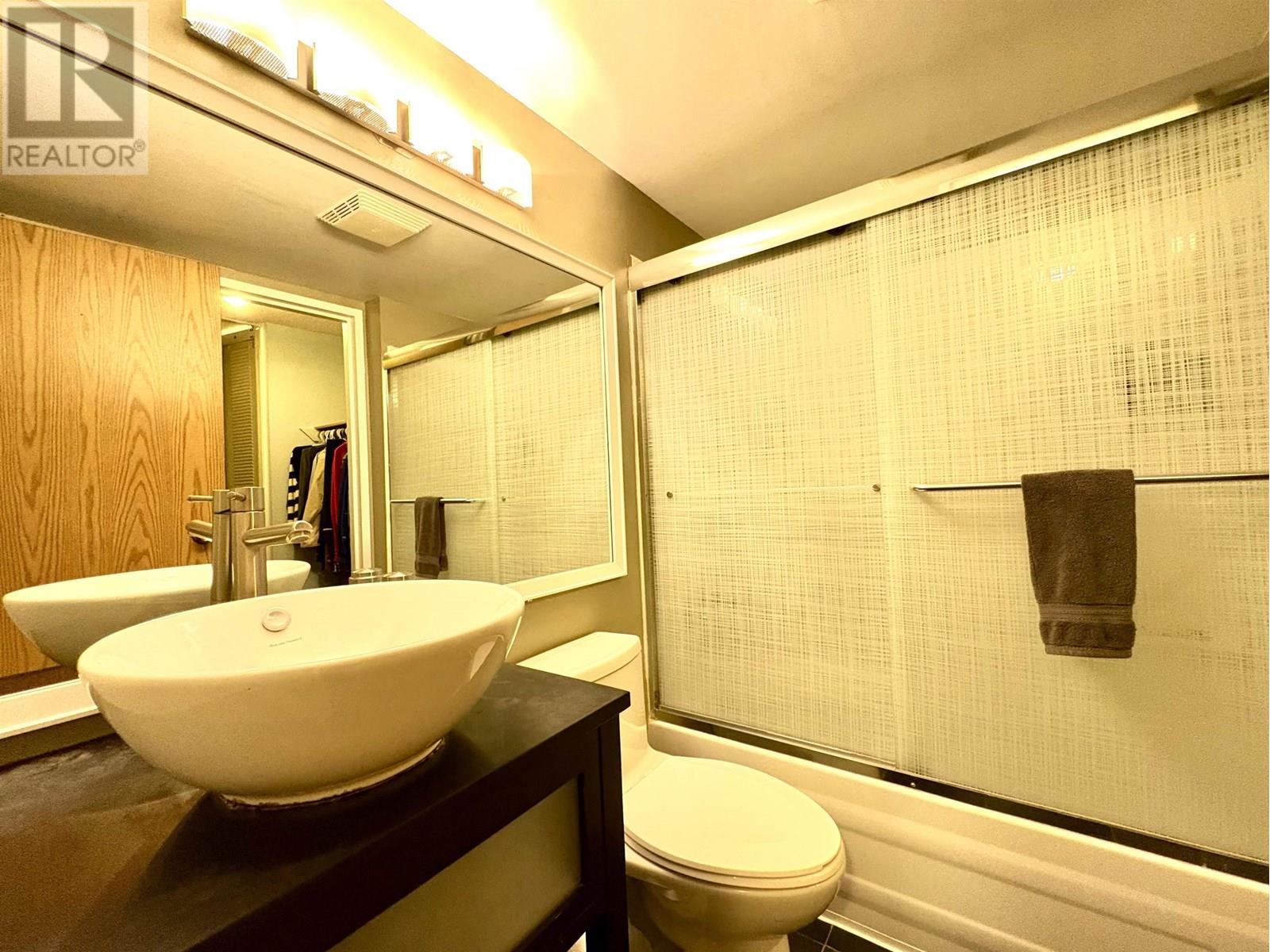 Photo 14 of 312 9880 Manchester Drive, Burnaby BC