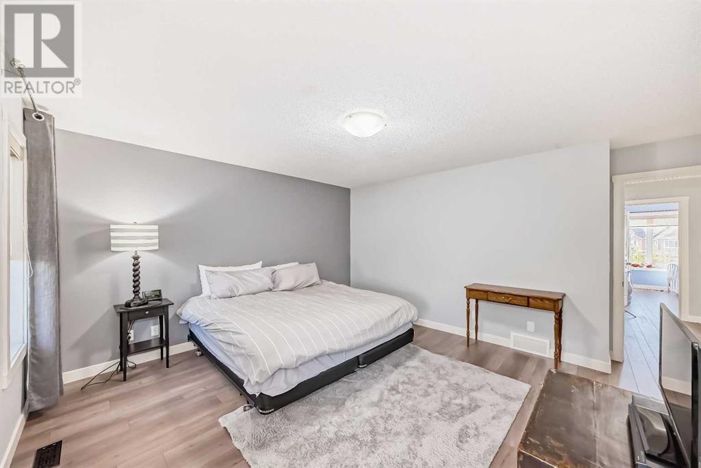 Single Family House for Sale in  Cranleigh Heath SE Cranston Calgary 